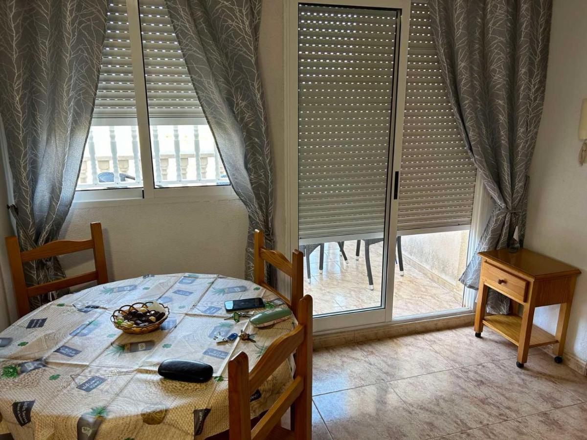 Apartament Mariha Torrevieja Exterior photo