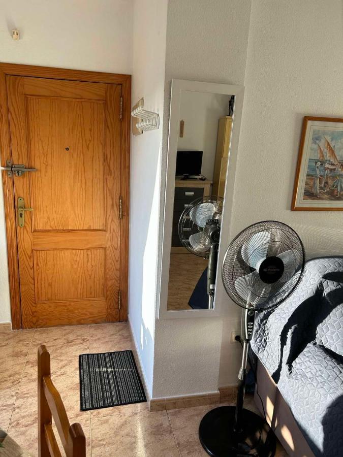 Apartament Mariha Torrevieja Exterior photo