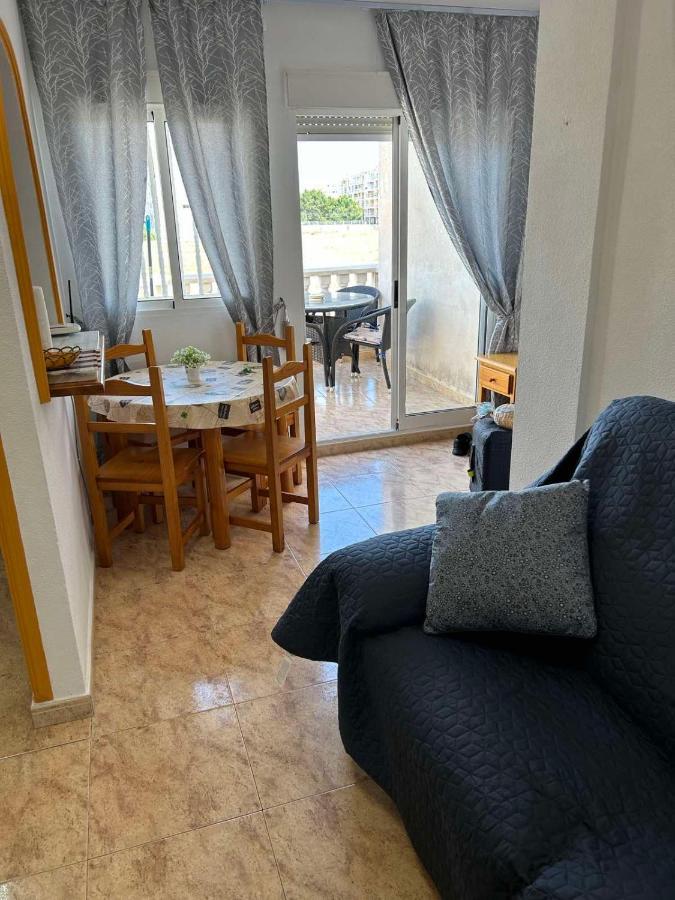 Apartament Mariha Torrevieja Exterior photo